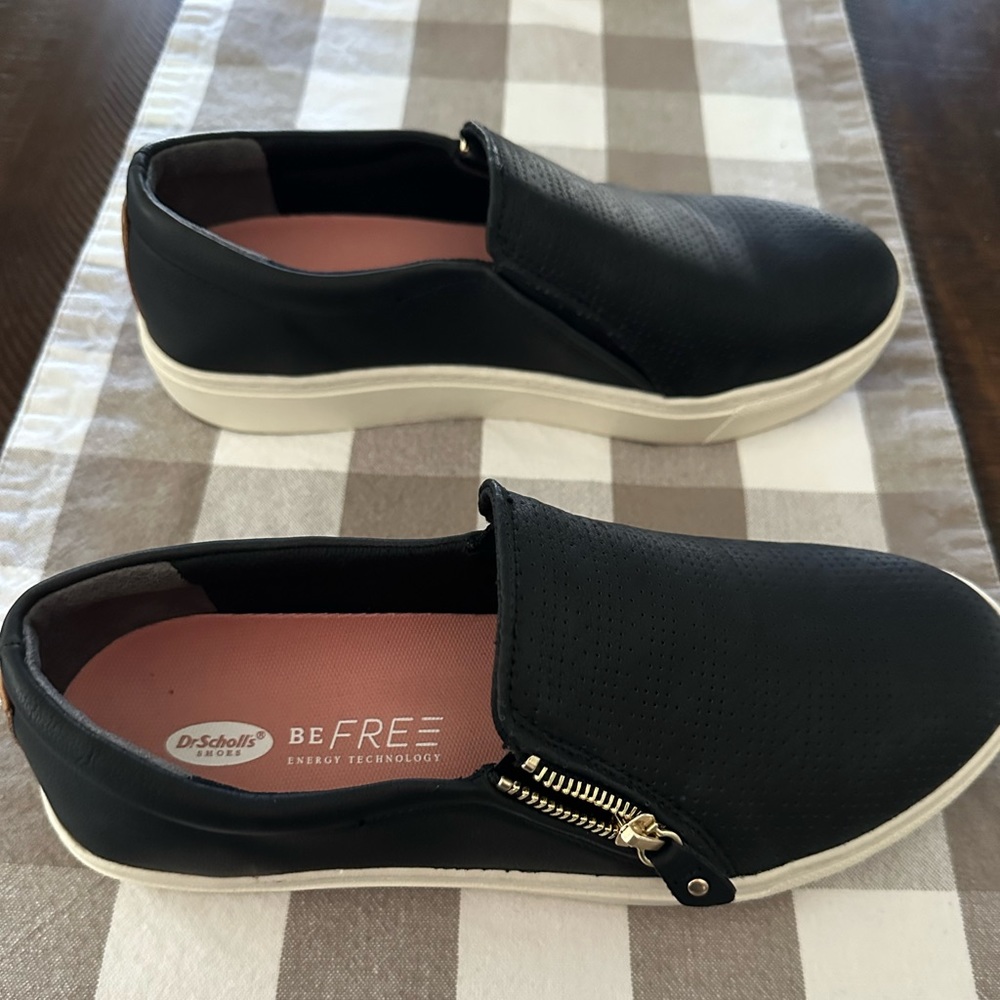 Dr. Scholls Women's No Chill Medium/Wide Slip On Sneaker